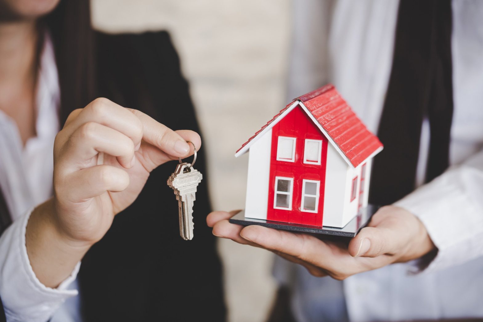selling house during divorce